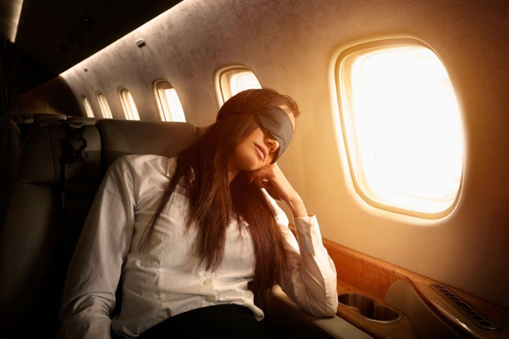 RelaxoMask™ – Bluetooth Sleep Mask
